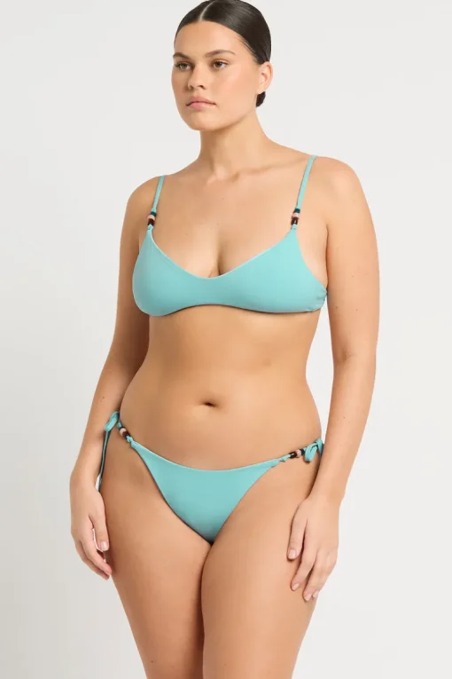 Anali Brief