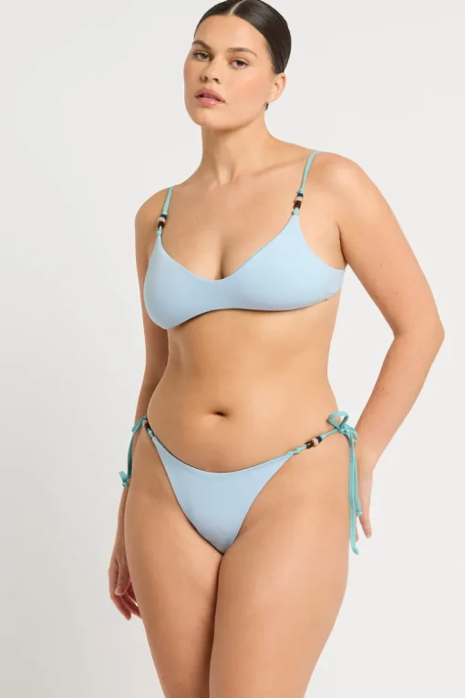 Anali Brief