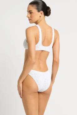 Clasp Scout Crop