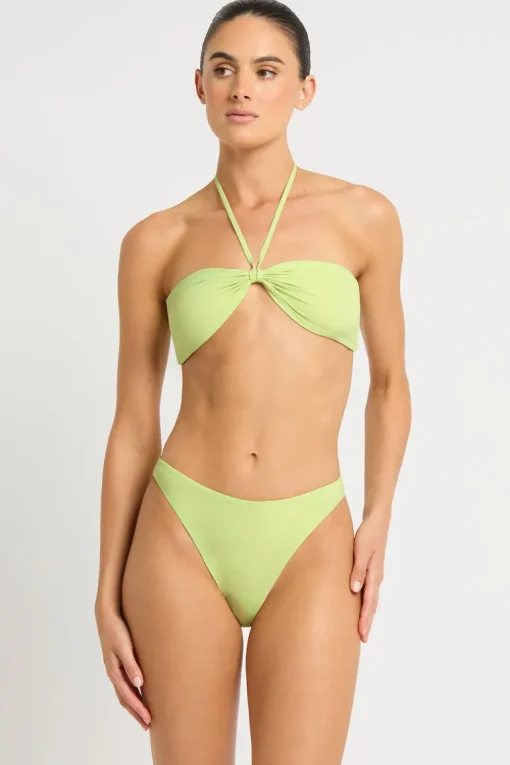 Crista Brief