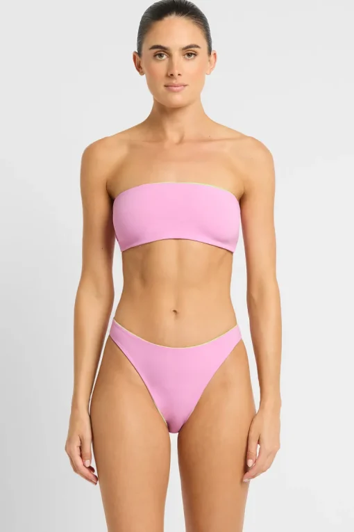 Crista Brief