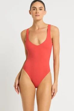 Lucia One Piece